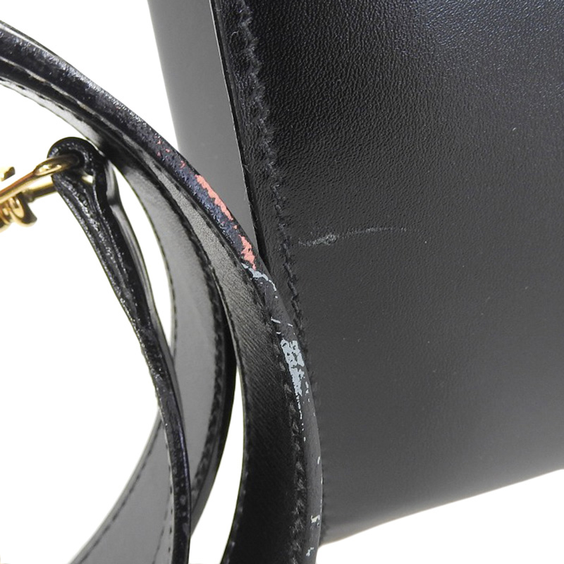 http://グッチ%20GUCCI%202WAYバッグ%20ハンドバッグ%20ショルダーバッグ%20レザー%20ブラック%20中古%20GU0591