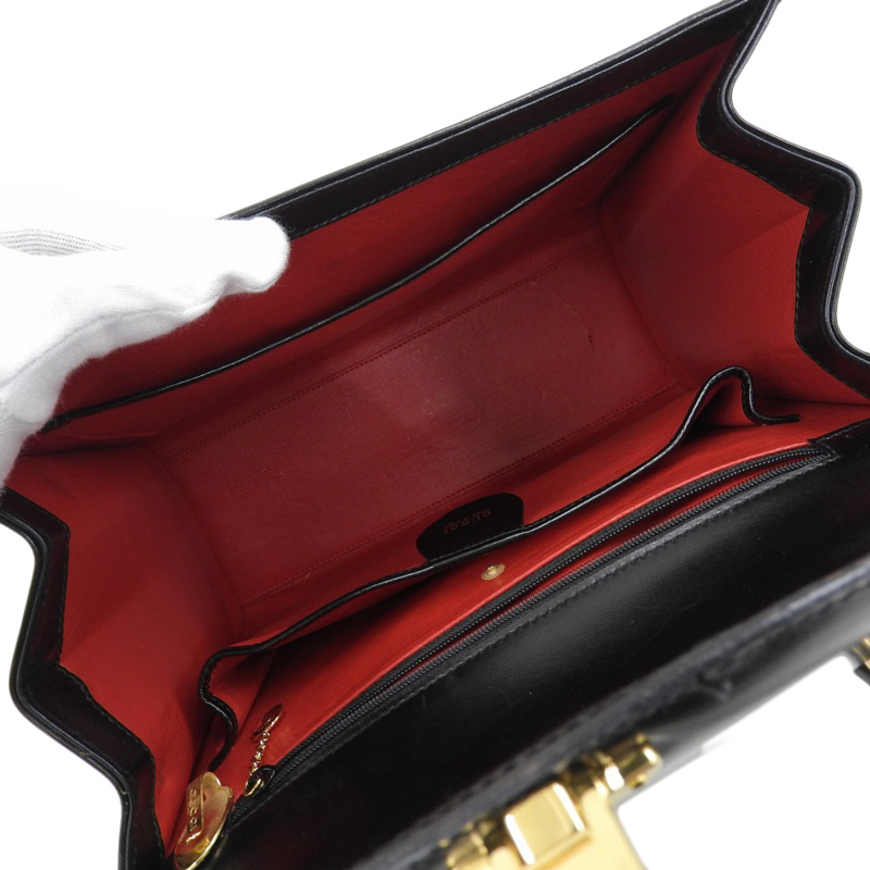 http://グッチ%20GUCCI%202WAYバッグ%20ハンドバッグ%20ショルダーバッグ%20レザー%20ブラック%20中古%20GU0591