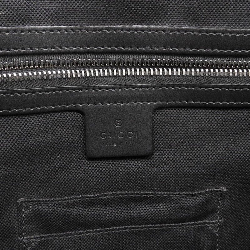 http://グッチ%20GUCCI%202WAYバッグ%20ビジネスバッグ%20ブリーフケース%20GGスプリームキャンバス/レザー%20ブラック%20474135%20中古%20GU0596