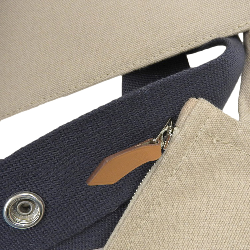 http://エルメス%20HERMES%20トートバッグ%20キャンバス%20ベージュ/ネイビー%20中古%20HE0944