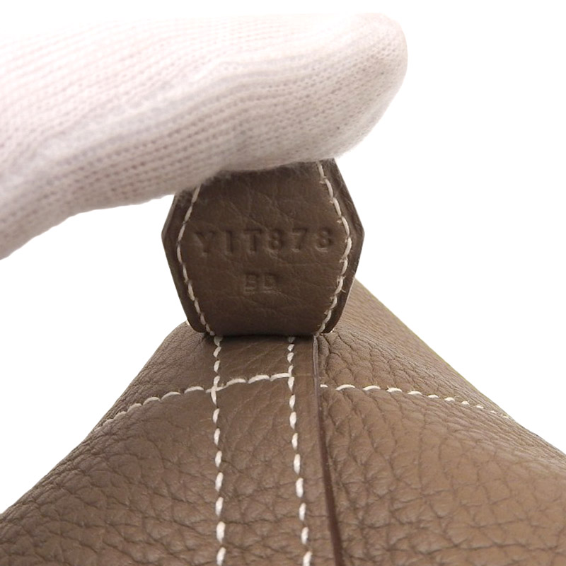http://エルメス%20HERMES%20ハンドバッグ%20ボリード31%20トリヨンクレマンス%20エトゥープ%20Y刻印%202020年%20中古%20HE0949