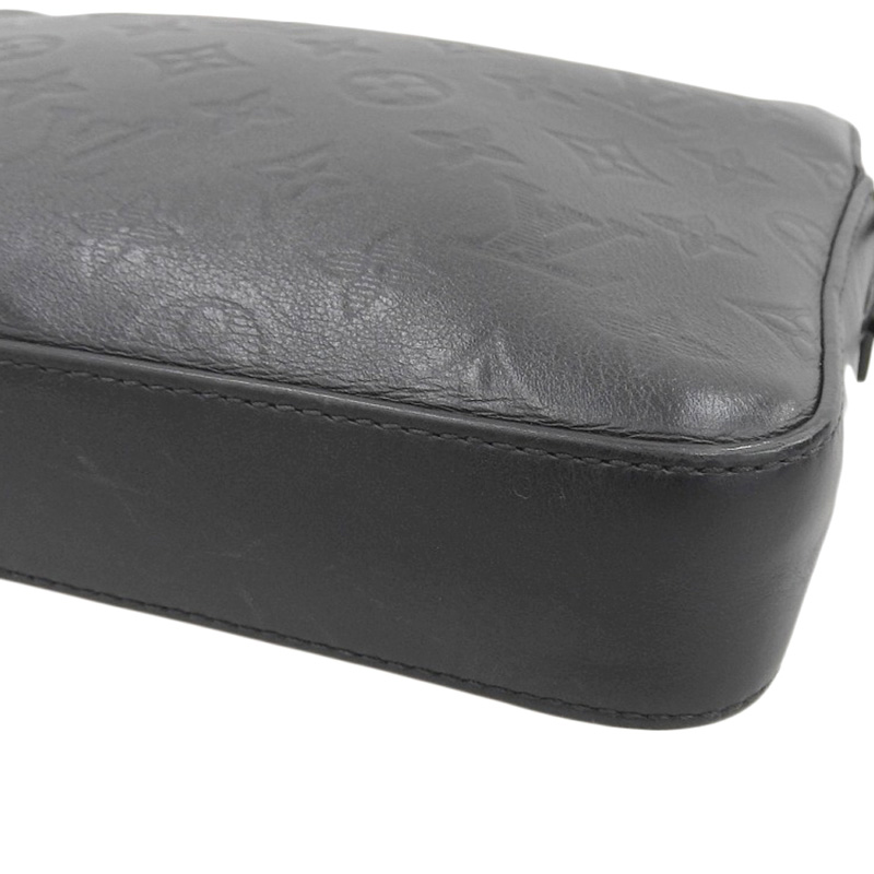 http://ルイヴィトン%20LOUIS%20VUITTON%20モノグラム・シャドウ%20デュオ・メッセンジャー%20ショルダーバッグ%20M69827%20中古%20LV1537