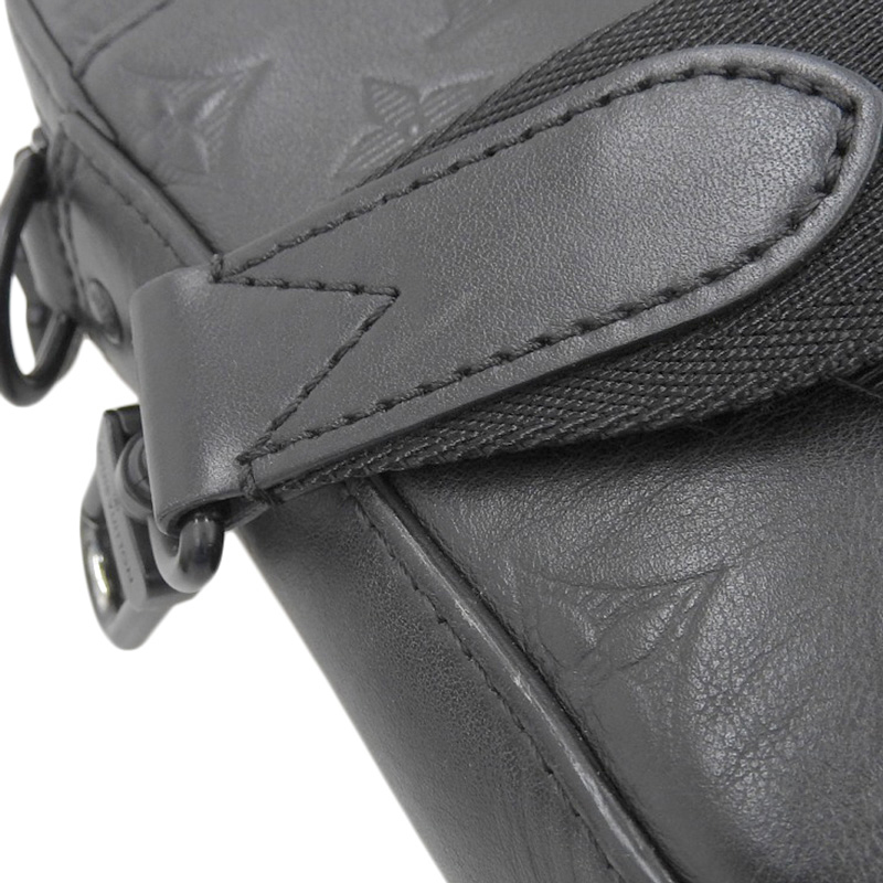http://ルイヴィトン%20LOUIS%20VUITTON%20モノグラム・シャドウ%20デュオ・メッセンジャー%20ショルダーバッグ%20M69827%20中古%20LV1537
