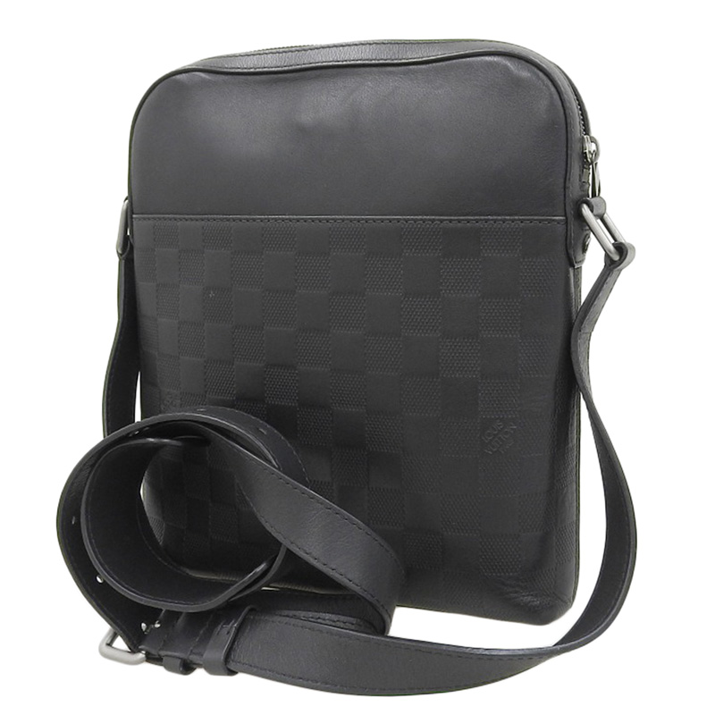 http://ルイヴィトン%20LOUIS%20VUITTON%20ダミエアンフィニ%20ポシェットディストリクト%20ショルダーバッグ%20オニキス%20N23355%20中古%20LV1588