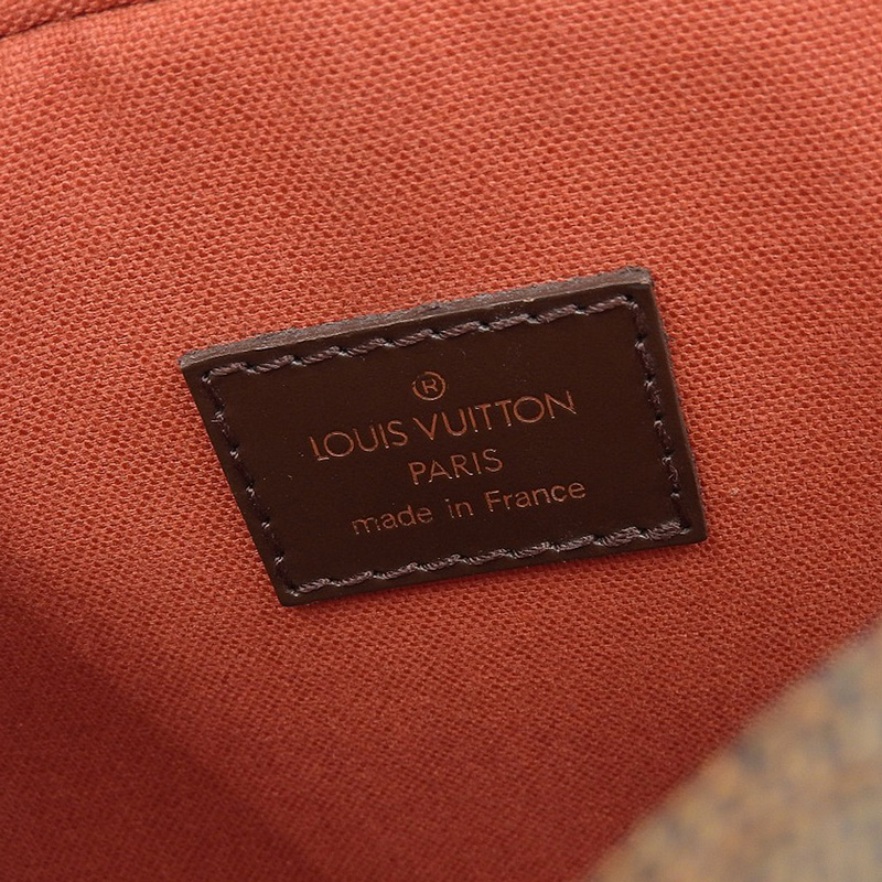 http://ルイヴィトン%20LOUIS%20VUITTON%20ダミエ%20オラフPM%20ショルダーバッグ%20斜め掛けショルダー%20エベヌ%20N41442%20中古%20LV1605