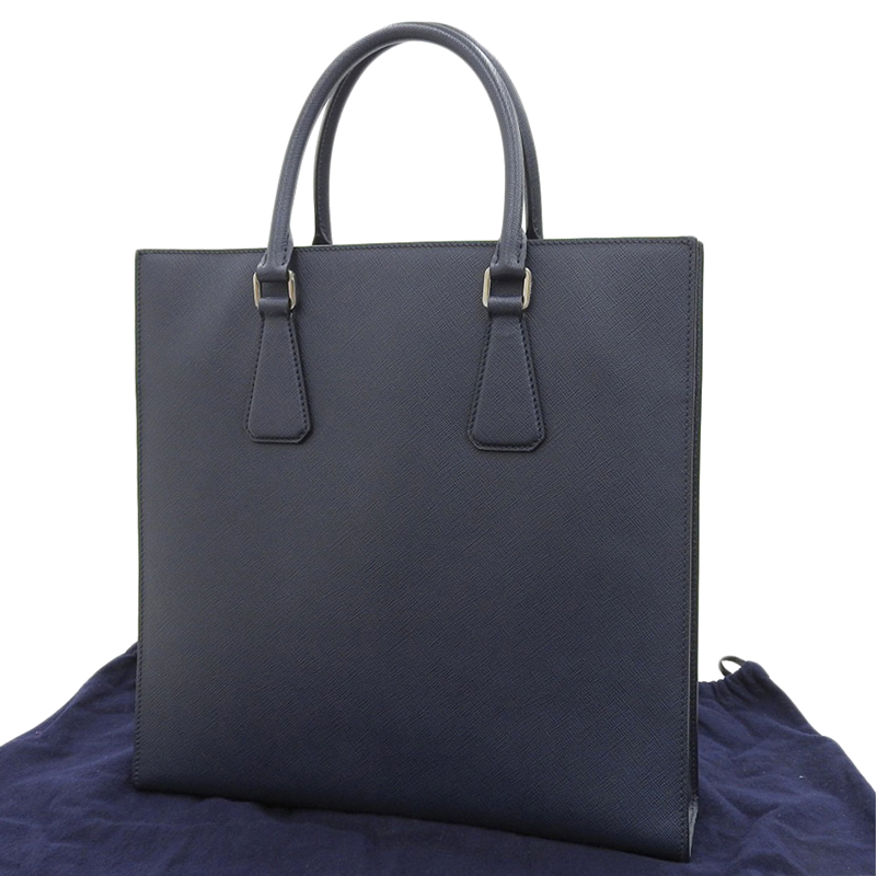 http://プラダ%20PRADA%20トートバッグ%20サフィアーノ%20レザー%20ネイビー%202VG083%20中古%20OB1919