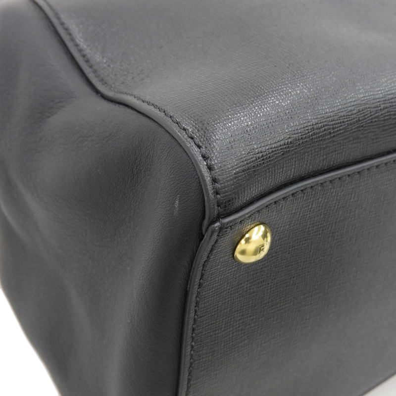 http://フェンディ%20FENDI%20トゥジュール%202WAYバッグ%20ハンドバッグ%20ショルダーバッグ%20レザー%20ブラック%208BH250%20中古%20OB1921