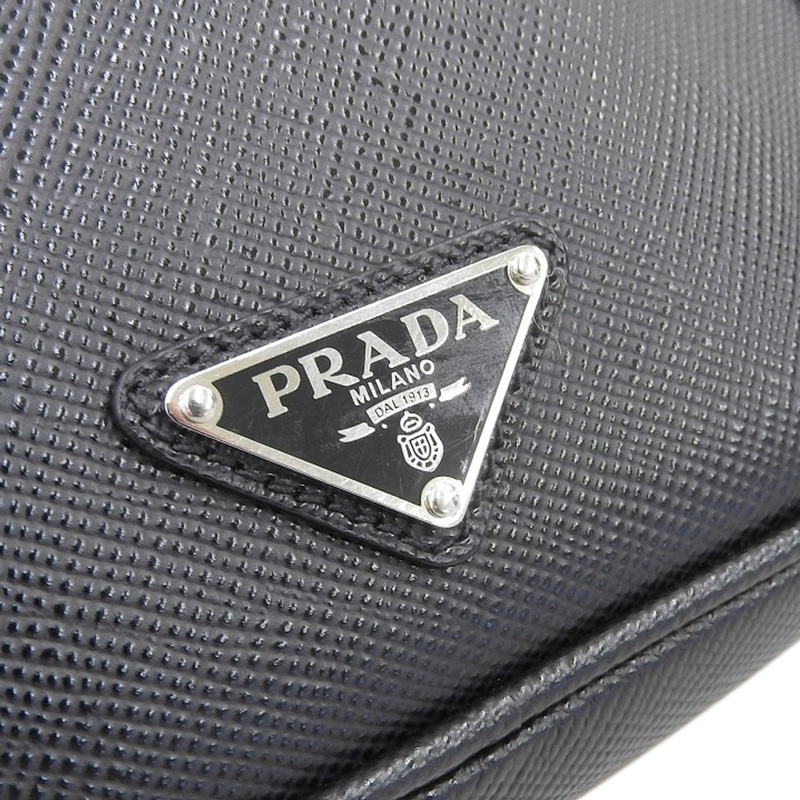 http://プラダ%20PRADA%20ショルダーバッグ%20サフィアーノ%20レザー%20ブラック%202VH154%20中古%20OB1926