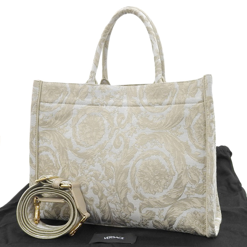 http://ヴェルサーチ%20VERSACE%20アテナ%20ミディアム%202WAYバッグ%20トートバッグ%20キャンバス%20ベージュ%20中古%20OB1928