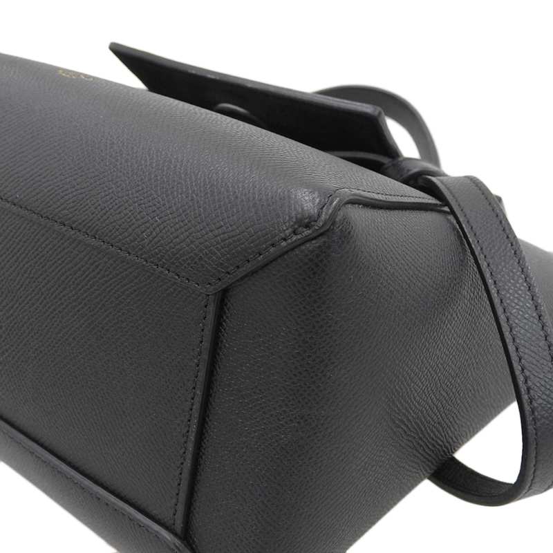 http://セリーヌ%20CELINE%20マイクロ%20ベルトバッグ%202WAYバッグ%20ハンドバッグ%20ショルダーバッグ%20レザー%20ブラック%20189153ZVA%20中古%20OB1930