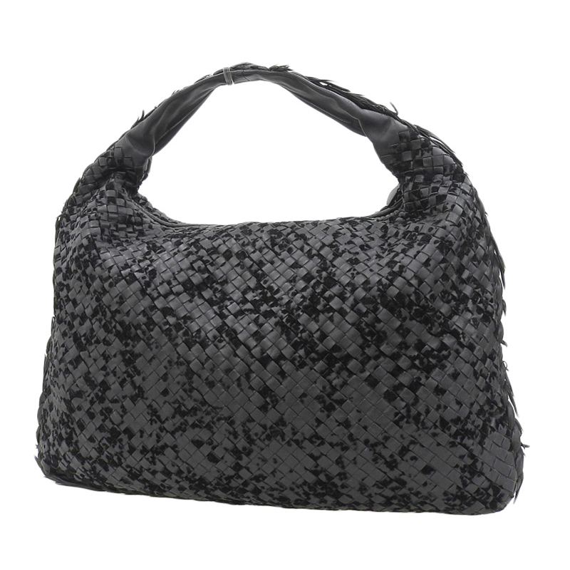 http://ボッテガヴェネタ%20BOTTEGA%20VENETA%20イントレチャート%20ホーボー%20ショルダーバッグ%20ワンショルダー%20レザー%20ブラック%20中古%20OB1931