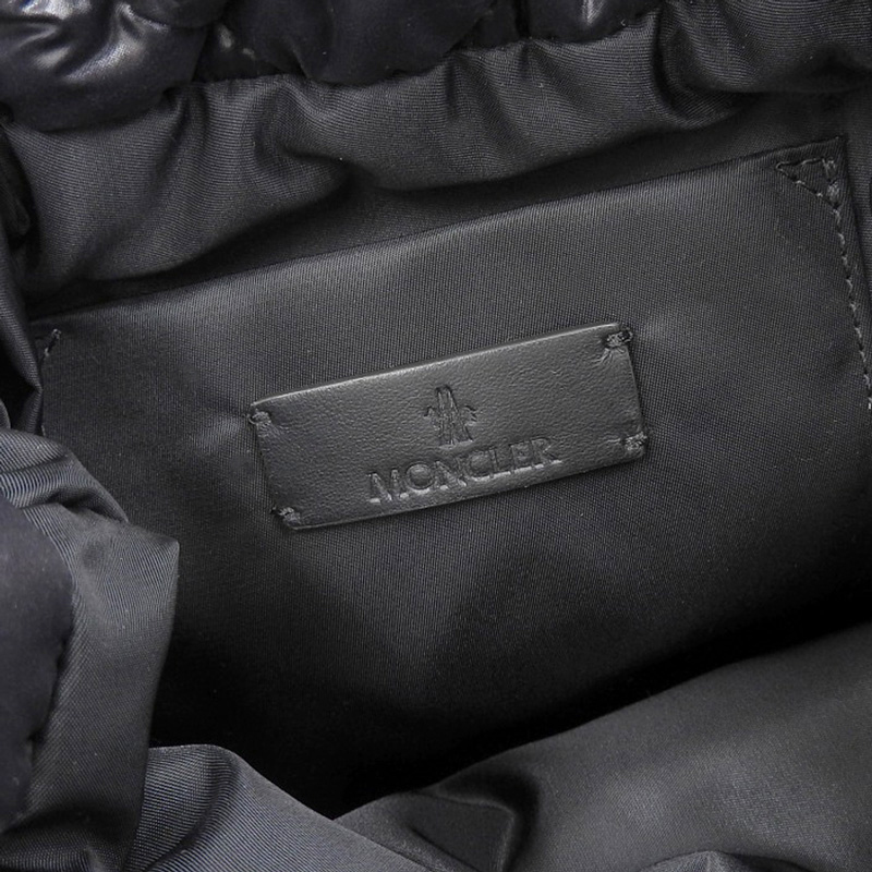 http://モンクレール%20MONCLER%20バックパック%20リュックサック%20ナイロン/レザー%20ブラック%20中古%20OB1942