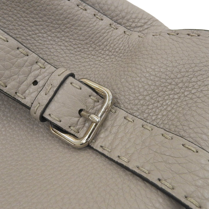 http://フェンディ%20FENDI%20ピーカブー%20セレリア%202WAYバッグ%20ハンドバッグ%20ショルダーバッグ%20レザー%20グレージュ%208BN290%20中古%20OB1953