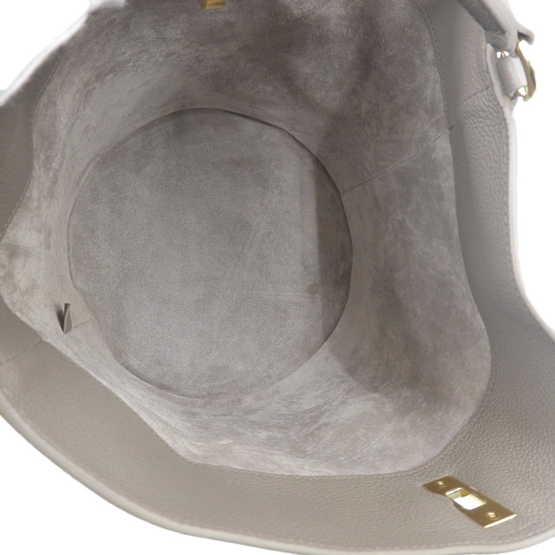 http://セリーヌ%20CELINE%20ティーンバケット16%202WAYバッグ%20ハンドバッグ%20ショルダーバッグ%20レザー%20グレージュ%20中古%20OB2017