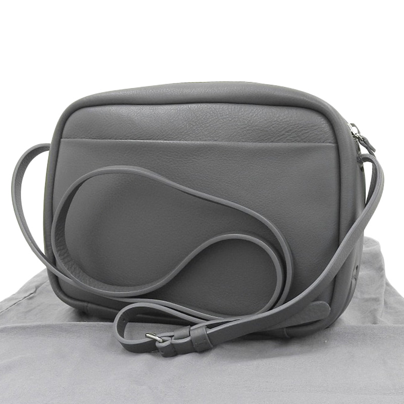 http://バレンシアガ%20BALENCIAGA%20エブリデイ%20ショルダーバッグ%20カメラバッグ%20ポシェット%20レザー%20グレー%20489812%20中古%20OB2021