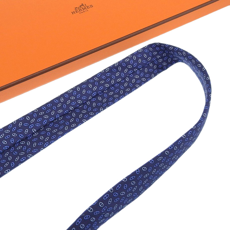 http://エルメス%20HERMES%20シェーヌダンクル%20ネクタイ%20シルク%20ブルー%20美品%20HE0959