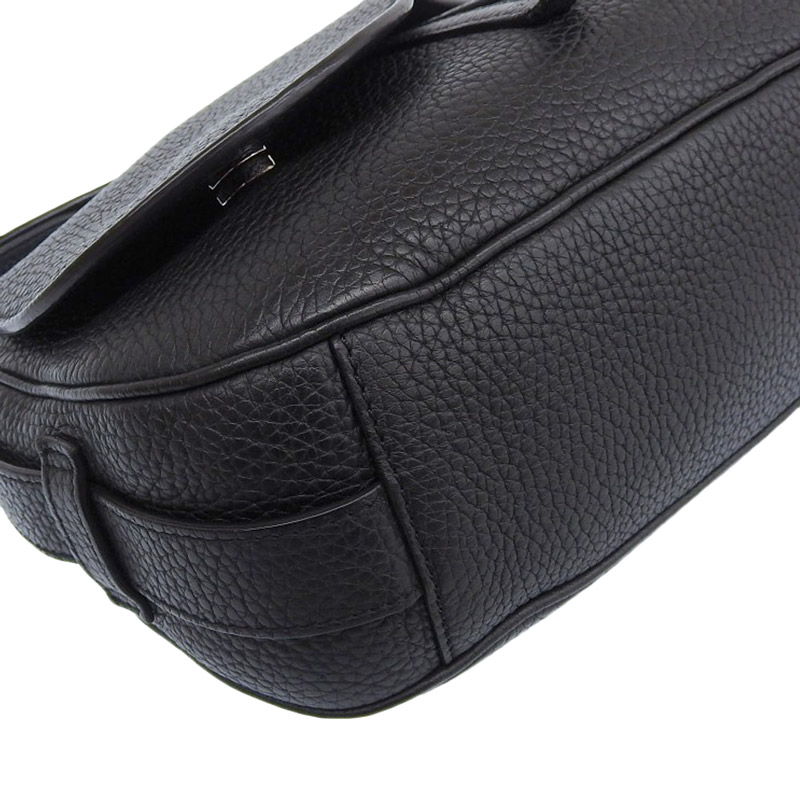 http://ディオール%20CHRISTIAN%20DIOR%20サドル%202WAYバッグ%20ショルダーバッグ%20ハンドバッグ%20サドル%20レザー%20ブラック%20中古%20OB1966