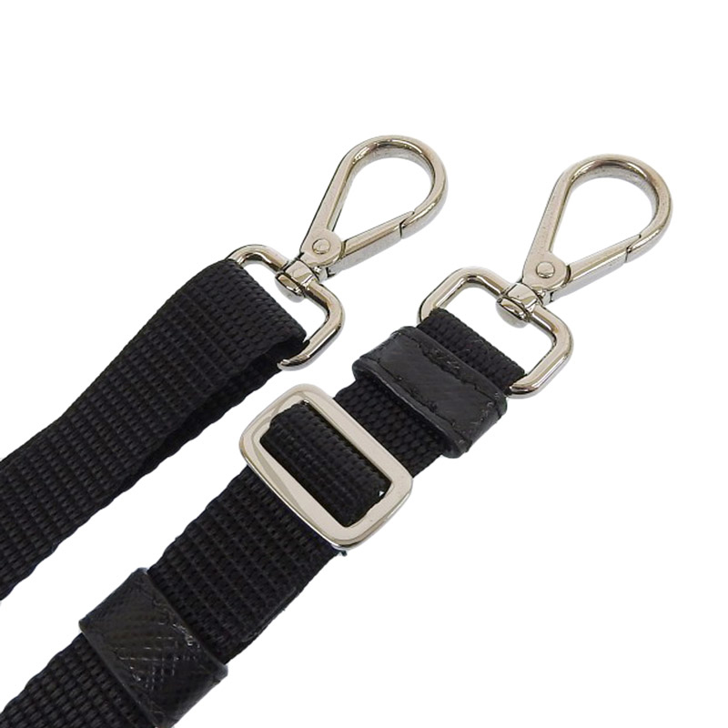 http://プラダ%20PRADA%20ショルダーバッグ%20スマートフォンケース%20ナイロン/レザー%20ブラック%202ZT024%20中古%20OB1967