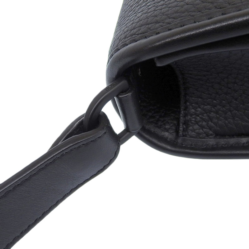 http://ディオール%20CHRISTIAN%20DIOR%20ギャロップバッグミニ%20ショルダーバッグ%20レザー%20ブラック%20中古%20OB1973