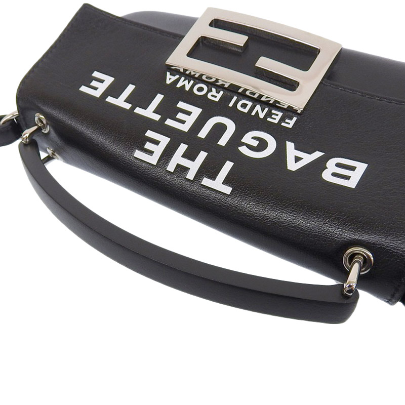 http://フェンディ%20FENDI%20マークジェイコブスコラボ%20バゲット%20フォンポーチ%202WAYバッグ%20ショルダー%20レザー%20ブラック%207AS142%20中古%20OB1974