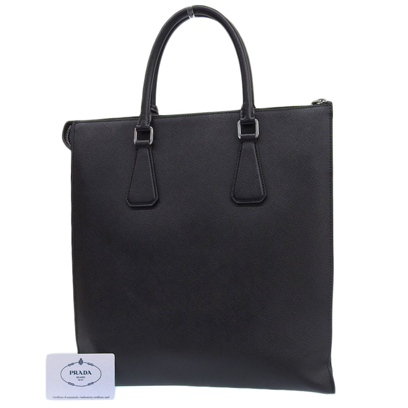 http://プラダ%20PRADA%20トートバッグ%20ビジネスバッグ%20サフィアーノ%20レザー%20ブラック%202VG079%20中古%20OB1980