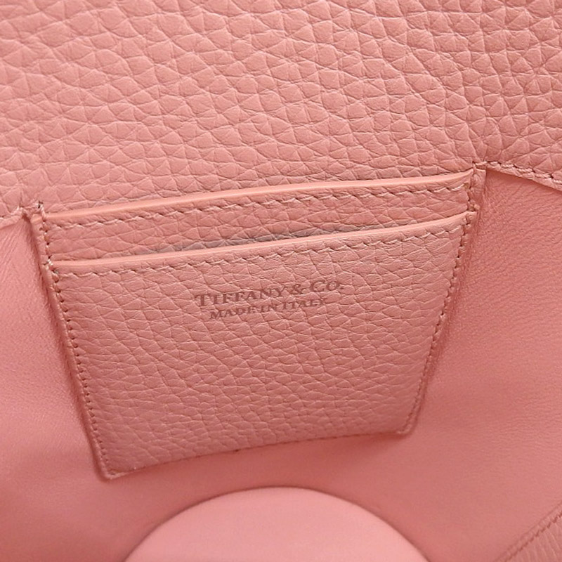 http://ティファニー%20TIFFANY%20&%20Co.%20リターントゥティファニー%202WAYバッグ%20ショルダーバッグ%20ハンドバッグ%20レザー%20ピンク%20中古%20TI0139