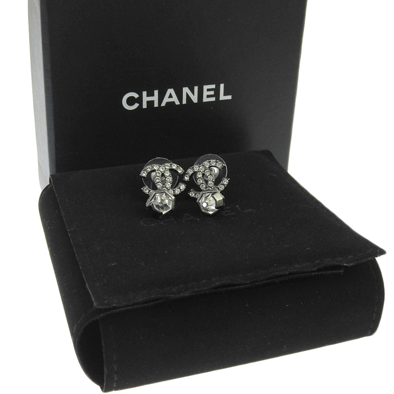 http://シャネル%20CHANEL%20ピアス%20ココマーク%20ラインストーン%20C20V%20中古%20CH0946
