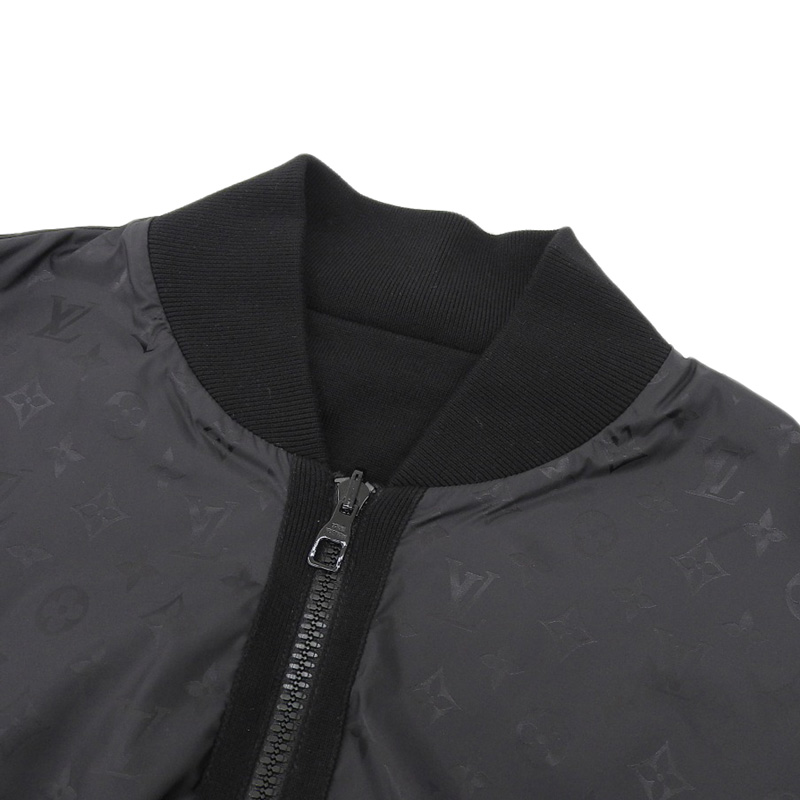 http://ルイヴィトン%20LOUIS%20VUITTON%20モノグラム%20リバーシブル%20ブルゾン%20ジャケット%20ナイロン/コットン%20ブラック%20#L%20美品%20LV1597
