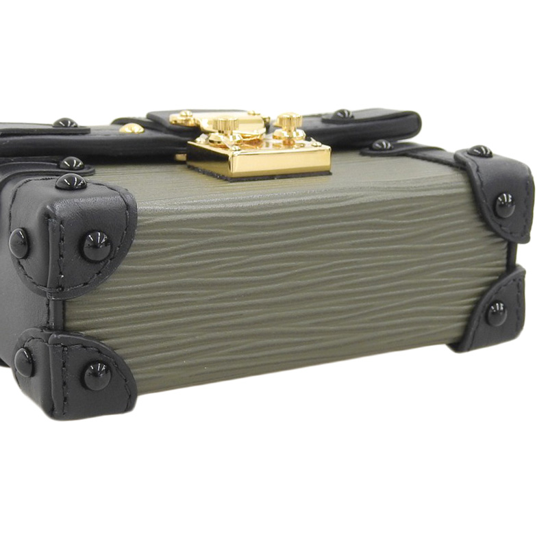 http://ルイヴィトン%20LOUIS%20VUITTON%20エピ%20ポルトフォイユトランクミニ%20ショルダーバッグ%20チェーンショルダー%20カーキ%20ブラック%20美品%20LV1600