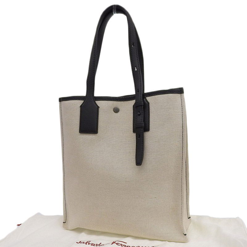 http://フェラガモ%20FERRAGAMO%20ロゴ%20トートバッグ%20キャンバス/レザー%20ベージュ/ブラック%20中古%20OB1996