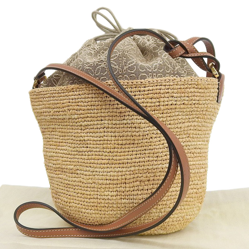 http://ロエベ%20LOEWE%20アナグラム%20ショルダーバッグ%20ポシェットバッグ%20ラフィア/ジャガード/レザー%20ナチュラル/タン%20中古%20OB1999
