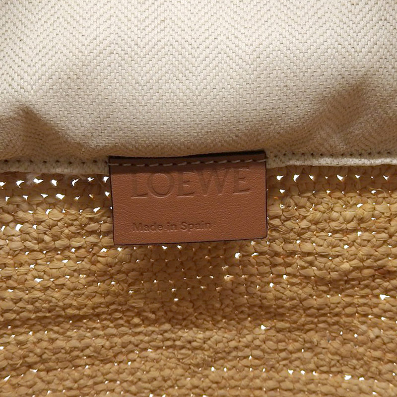 http://ロエベ%20LOEWE%20アナグラム%20ショルダーバッグ%20ポシェットバッグ%20ラフィア/ジャガード/レザー%20ナチュラル/タン%20中古%20OB1999