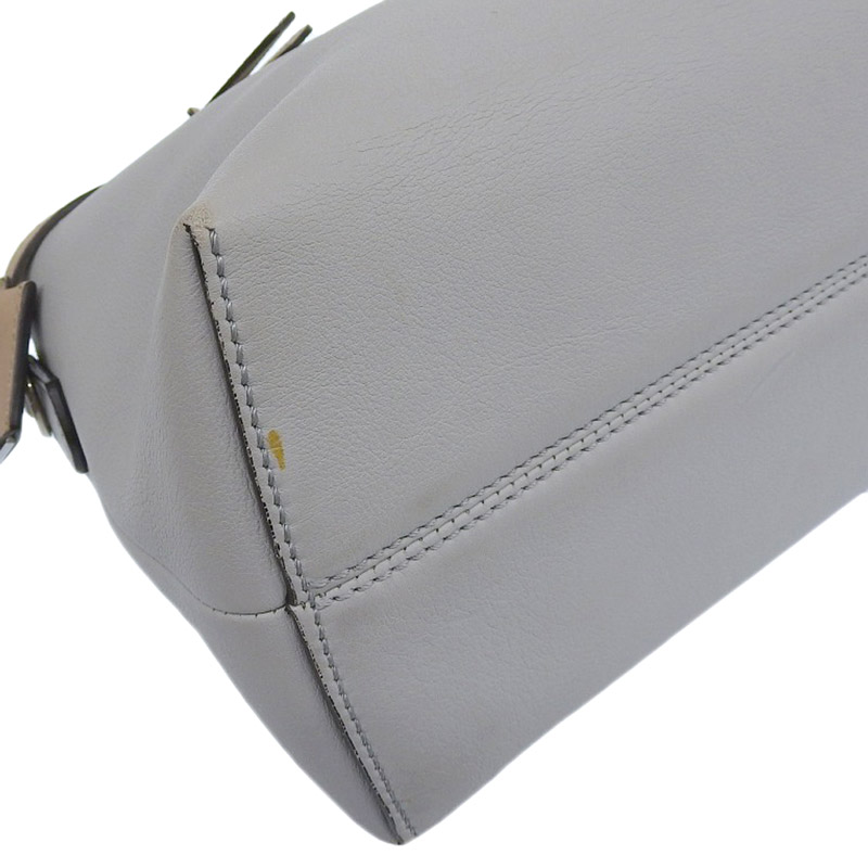http://フェンディ%20FENDI%20バイザウェイミディアム%202WAY%20ハンドバッグ%20ショルダーバッグ%20レザー%20ライトグレー/ベージュ%208BL124%20中古%20OB2000