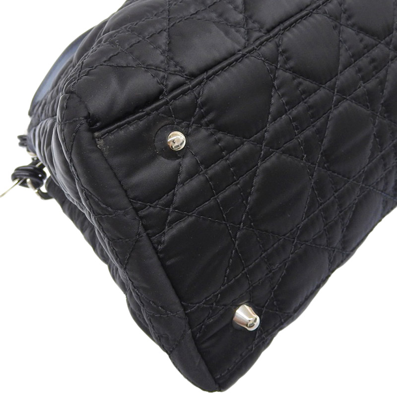 http://ディオール%20CHRISTIAN%20DIOR%20ハンドバッグ%20ナイロン/レザー%20ブラック%20中古%20OB2032