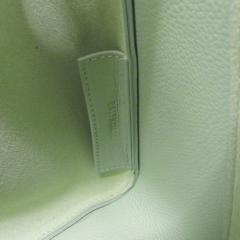 http://バレンシアガ%20BALENCIAGA%20ノースサウス%202WAYバッグ%20ハンドバッグ%20ショルダーバッグ%20レザー%20ライトグリーン%20669754%20中古%20OB2033