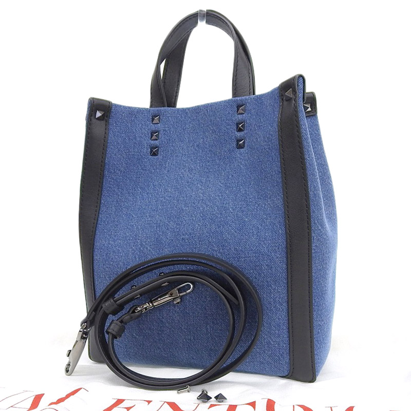 http://ヴァレンティノ%20VALENTINO%20VLTN%20スタッズ%202WAYバッグ%20ハンドバッグ%20デニム/レザー%20ネイビー/ブラック%202Y2B0B78%20中古%20OB2041