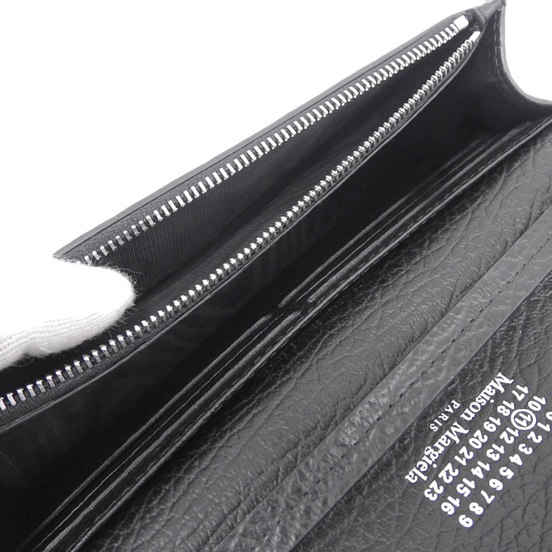 http://メゾンマルジェラ%20MAISON%20MARGIELA%204ステッチ%20チェーンウォレット%20レザー%20ブラック%20SA3UI0008%20中古%20OB2043