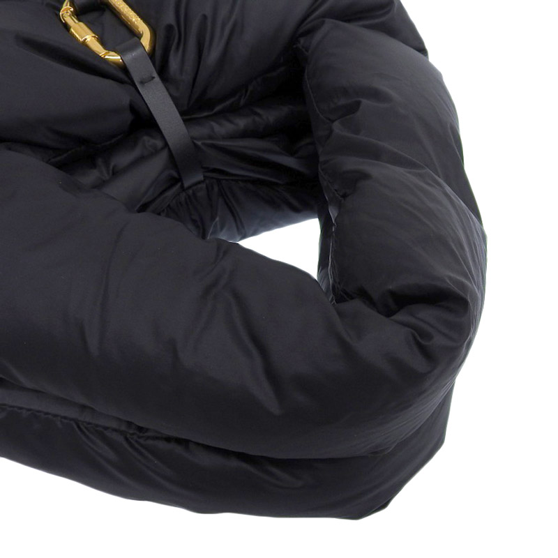 http://モンクレール%20MONCLER%20ハンドバッグ%20ナイロン%20ブラック%20中古%20OB2054