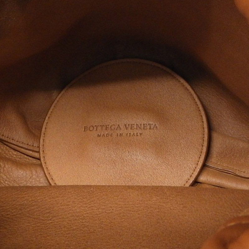 http://ボッテガヴェネタ%20BOTTEGA%20VENETA%20ショルダーバッグ%20レザー%20ブラウン%20中古%20OB2056