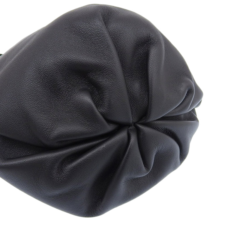http://ボッテガヴェネタ%20BOTTEGA%20VENETA%20ショルダーバッグ%20レザー%20ブラック%20中古%20OB2057