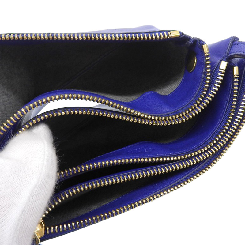 http://セリーヌ%20CELINE%20トリオ%20スモール%20ショルダーバッグ%20レザー%20ブルー%20中古%20OB2061