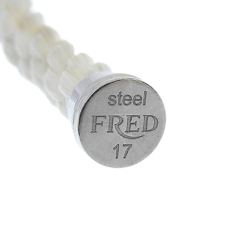 http://フレッド%20FRED%20フォース10%20LM%20ブレスレット%20ケーブル2本%20K18WG%20ホワイト/ネイビー%20OB0005%20中古%20OBJ0459