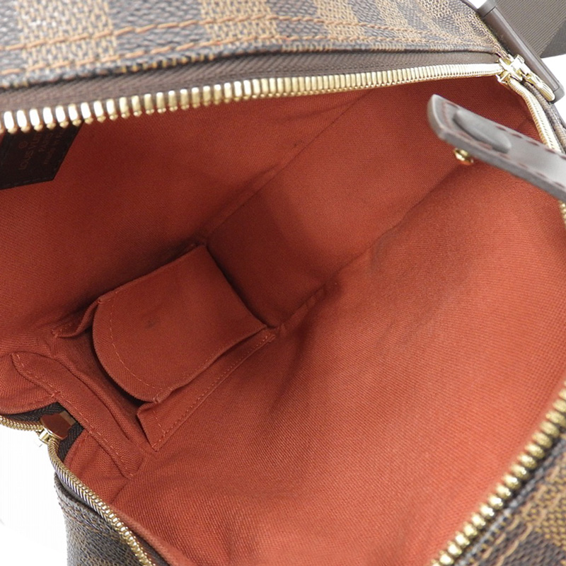 http://ルイヴィトン%20LOUIS%20VUITTON%20ダミエ%20オラフPM%20ショルダーバッグ%20N41442%20中古%20LV1630