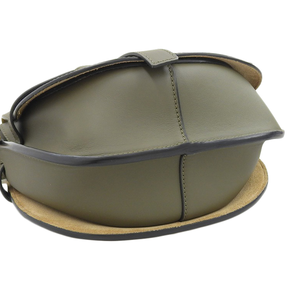 http://ロエベ%20LOEWE%20ゲートバッグ%20スモール%20ショルダーバッグ%20レザー%20カーキ%20中古%20OB2045