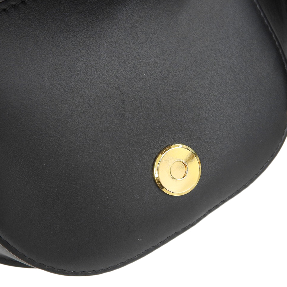 http://ロエベ%20LOEWE%20ゲートミニ%202WAYバッグ%20ショルダーバッグ%20ウエストバッグ%20レザー%20ブラック%20中古%20OB2046