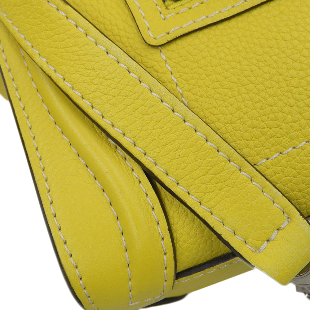 http://セリーヌ%20CELINE%20ラゲージ%20ナノショッパー%202WAYバッグ%20ハンドバッグ%20ショルダーバッグ%20レザー%20イエロー%20中古%20OB2069