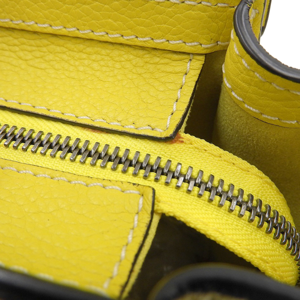 http://セリーヌ%20CELINE%20ラゲージ%20ナノショッパー%202WAYバッグ%20ハンドバッグ%20ショルダーバッグ%20レザー%20イエロー%20中古%20OB2069