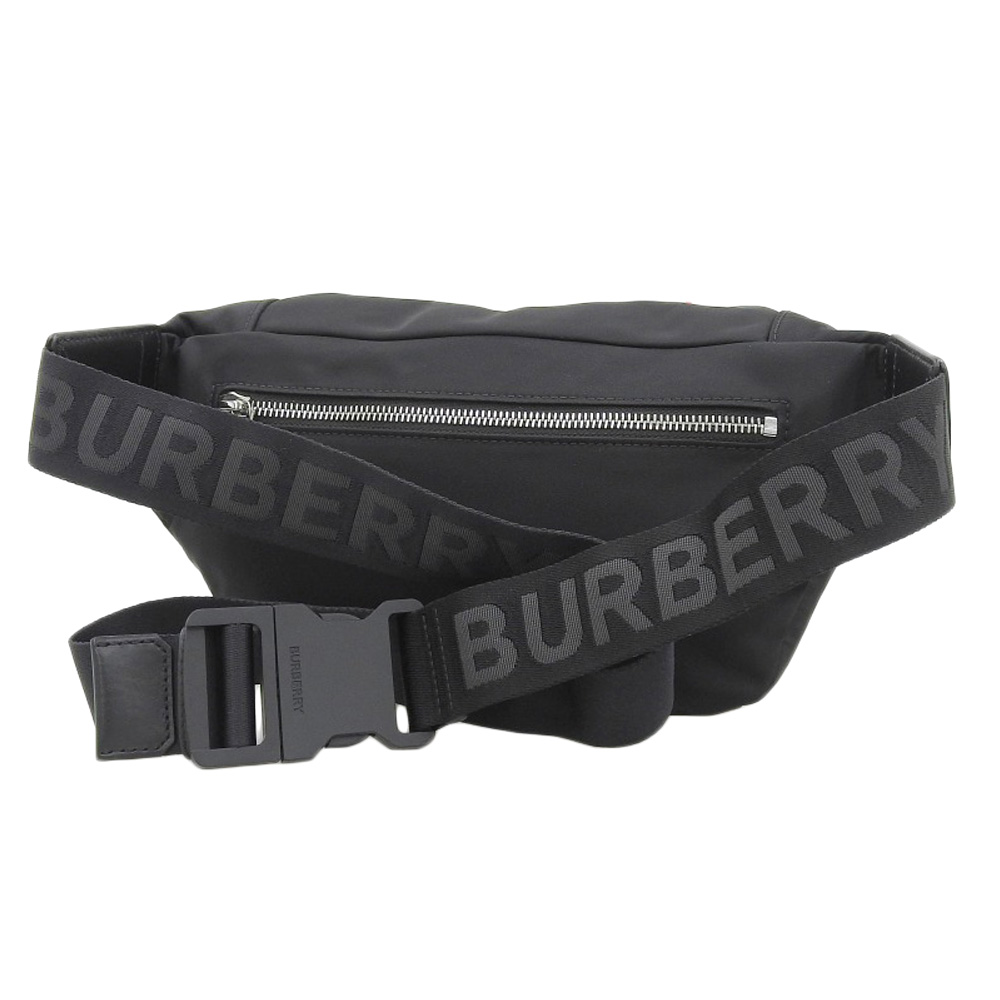 http://バーバリー%20BURBERRY%20ベルトバッグ%20ボディバッグ%20ウエストバッグ%20ナイロン%20ブラック%20中古%20OB2076