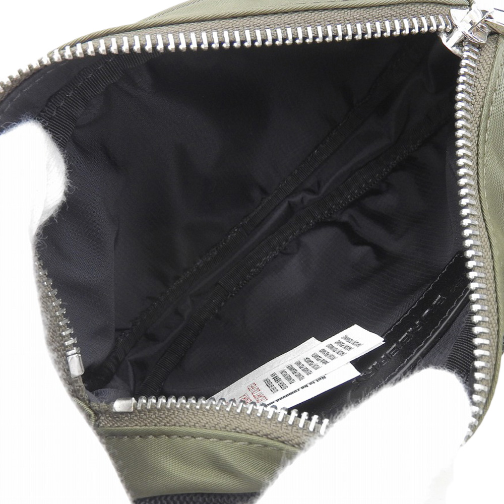 http://バーバリー%20BURBERRY%20ベルトバッグ%20ボディバッグ%20ウエストバッグ%20ナイロン%20カーキ/ブラック%20美品%20OB2081