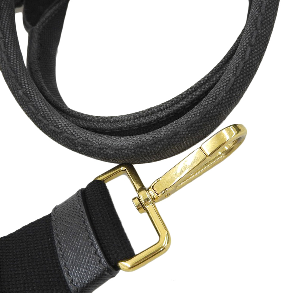 http://プラダ%20PRADA%20カナパ%202WAYバッグ%20ハンドバッグ%20トートバッグ%20ショルダーバッグ%20キャンバス%20ブラック%20中古%20OB2082